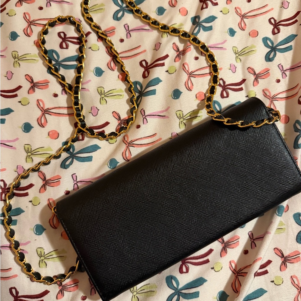 Prada Black Saffiano Wallet on Chain - Picture 2 of 3